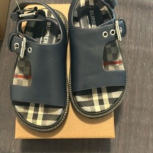 Kids shoes